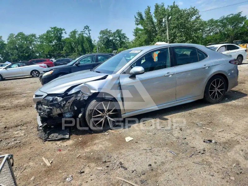 2021 Toyota CAMRY фото
