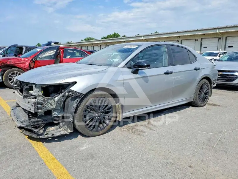2021 Toyota CAMRY фото
