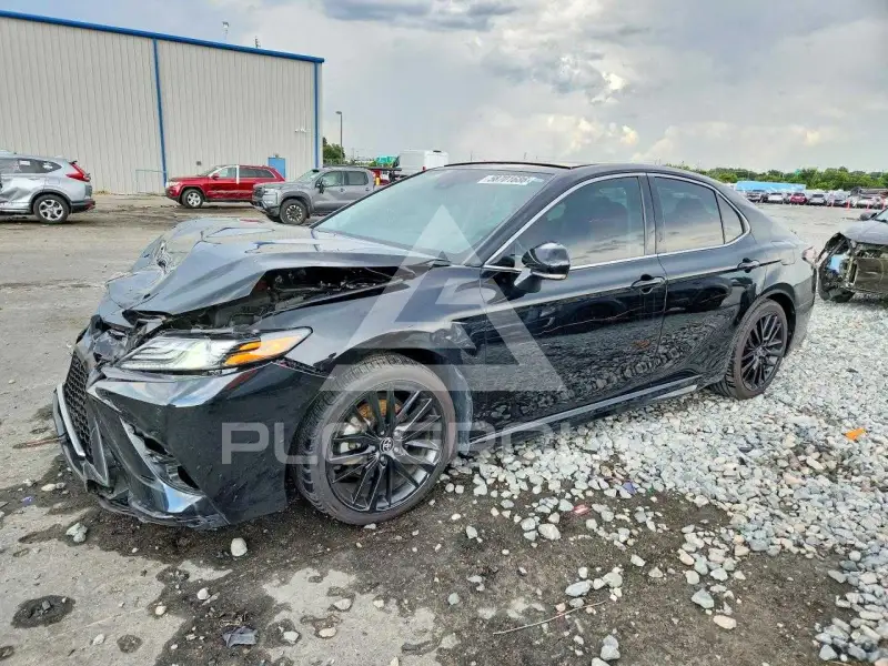 2021 Toyota CAMRY фото