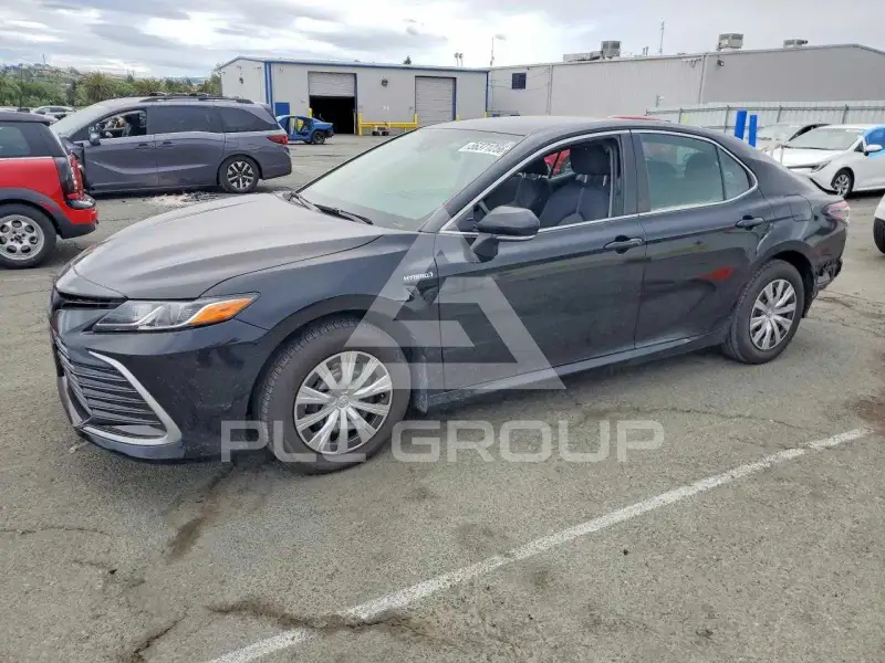 2021 Toyota CAMRY фото