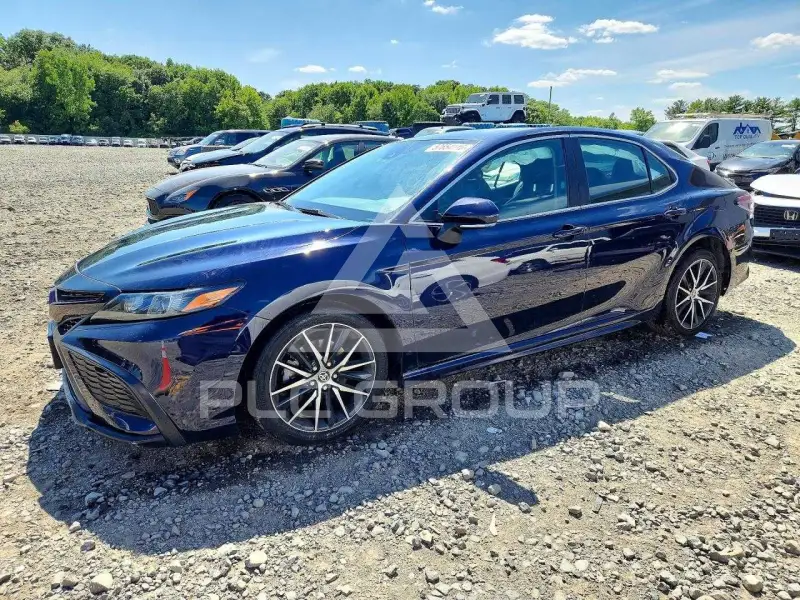 2021 Toyota CAMRY фото