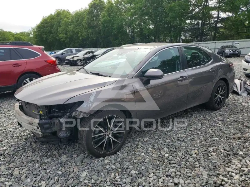 2021 Toyota CAMRY фото