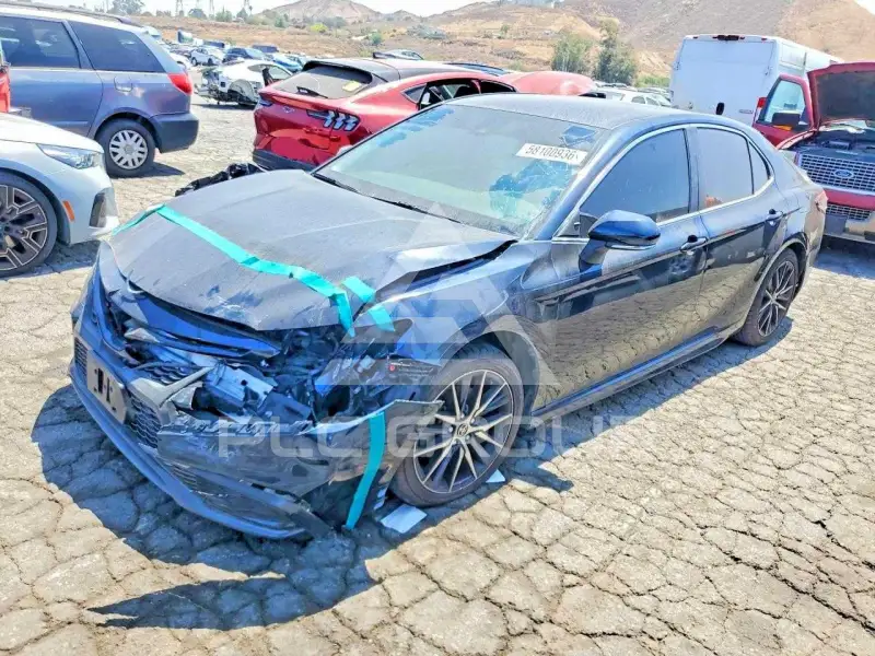 2021 Toyota CAMRY фото