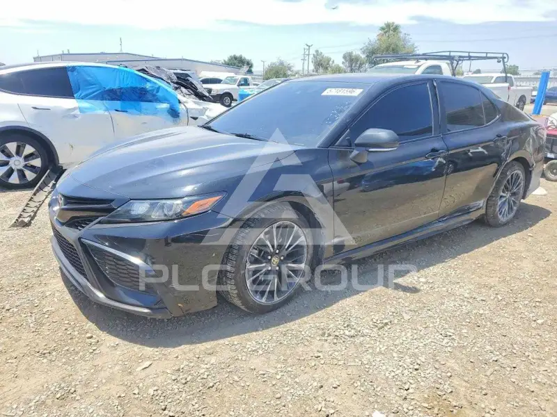 2021 Toyota CAMRY фото
