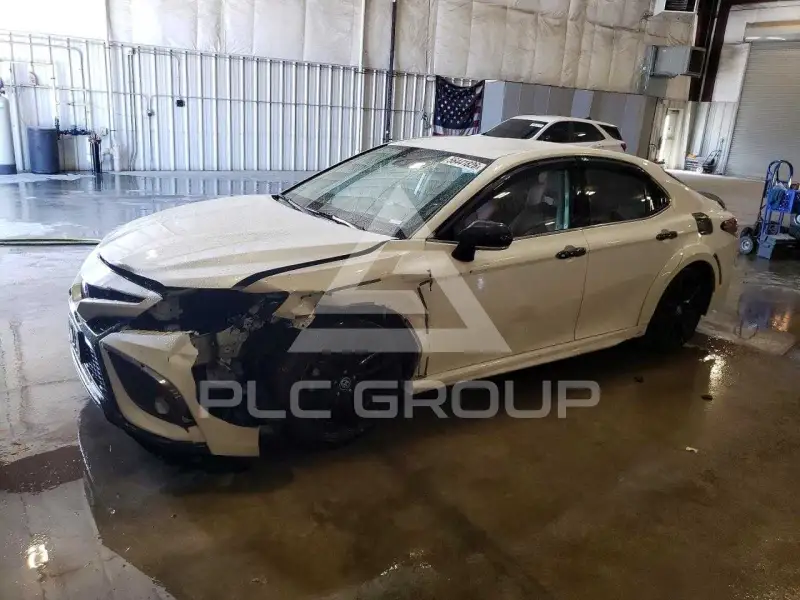 2021 Toyota CAMRY фото