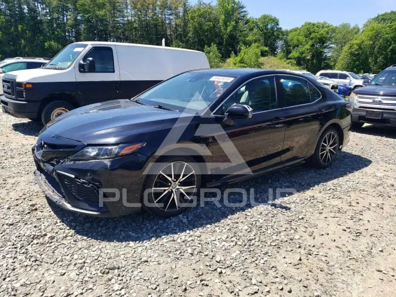 2021 Toyota CAMRY фото