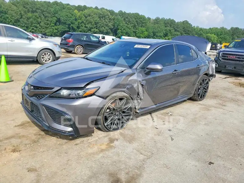 2021 Toyota CAMRY photo