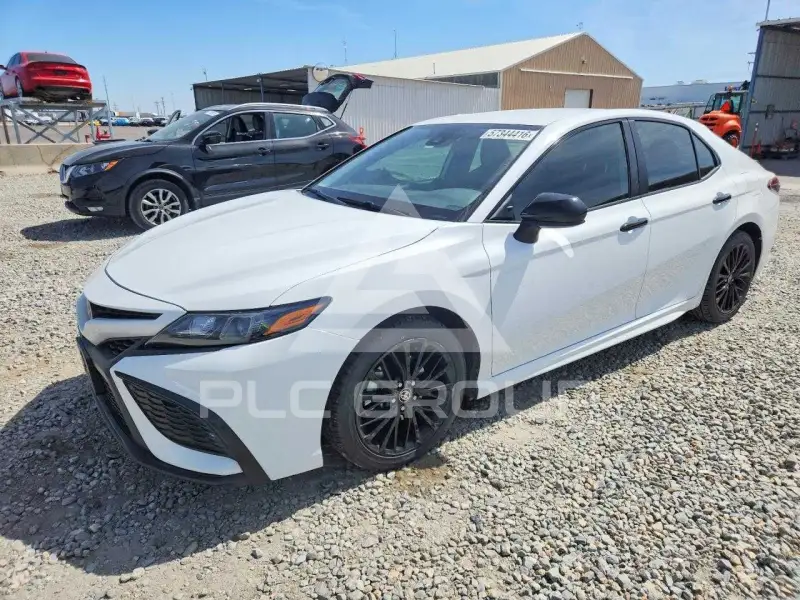 2021 Toyota CAMRY фото