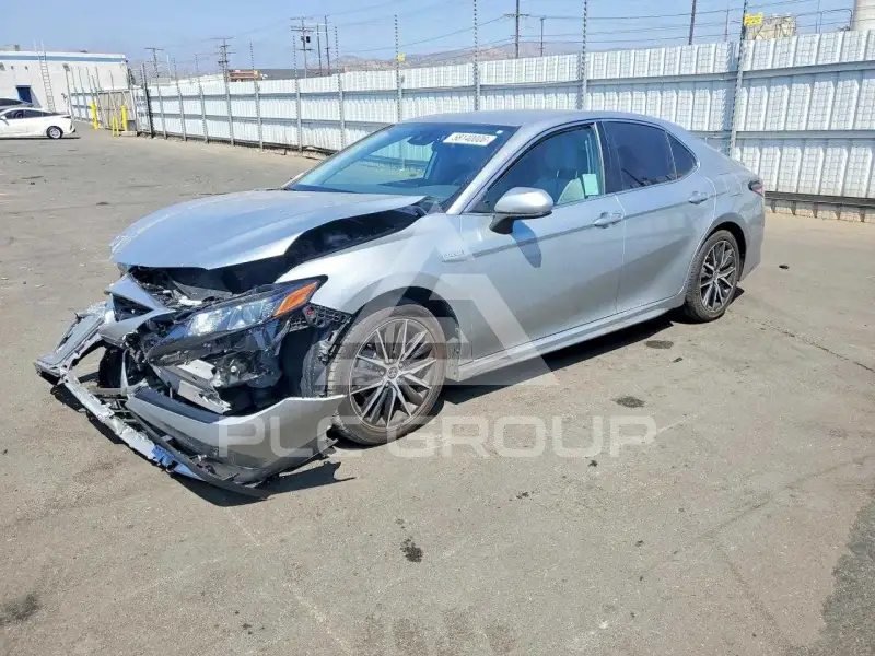 2021 Toyota CAMRY фото