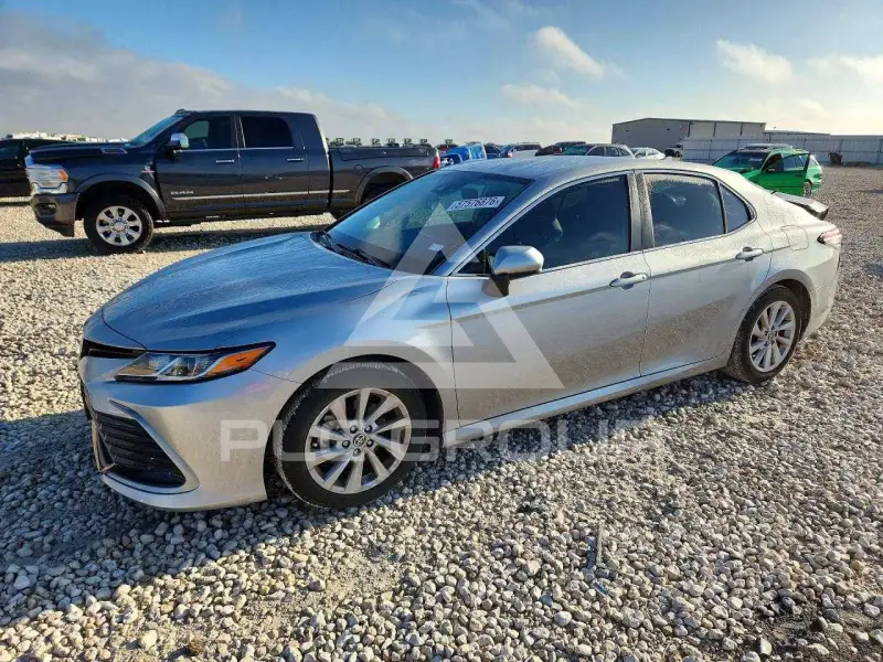 2021 Toyota CAMRY фото