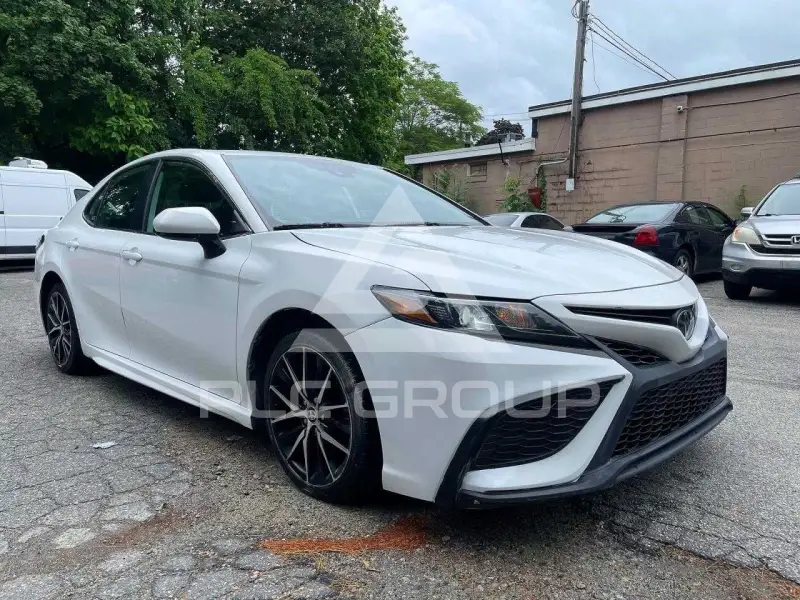 2021 Toyota CAMRY фото