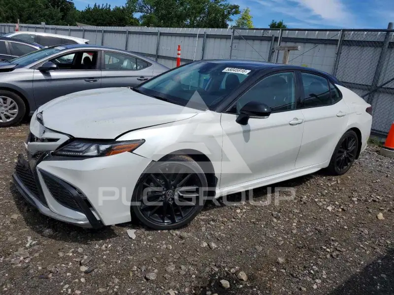 2021 Toyota CAMRY фото