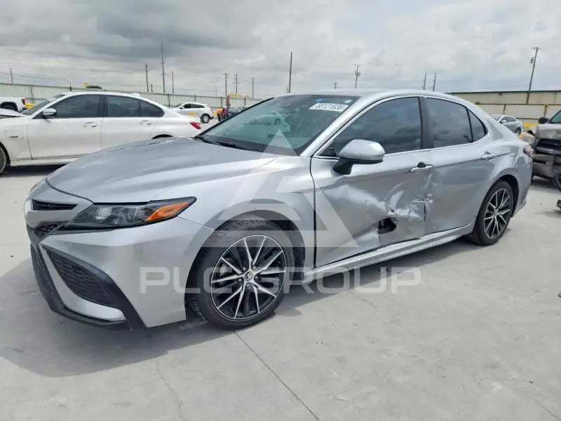 2021 Toyota CAMRY фото