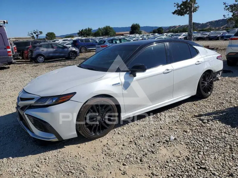 2021 Toyota CAMRY фото