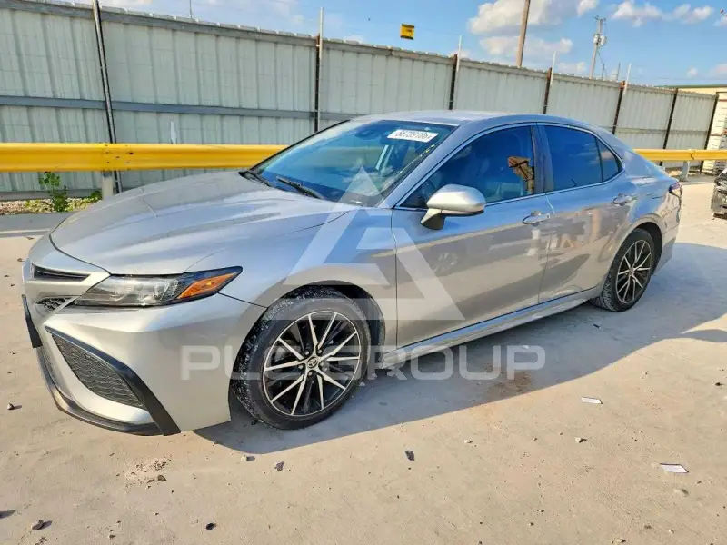 2021 Toyota CAMRY фото