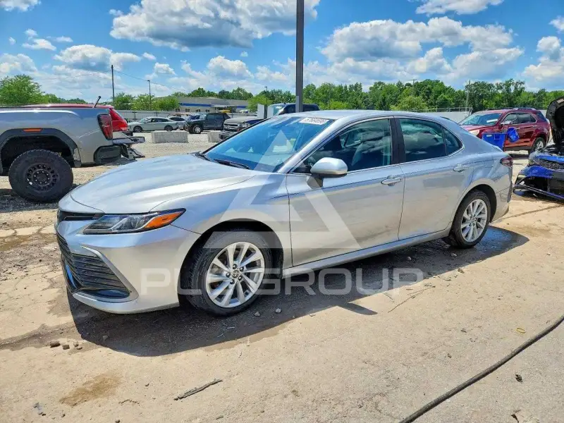 2021 Toyota CAMRY фото