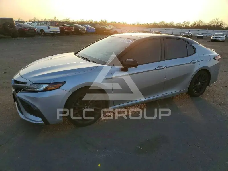 2021 Toyota CAMRY фото