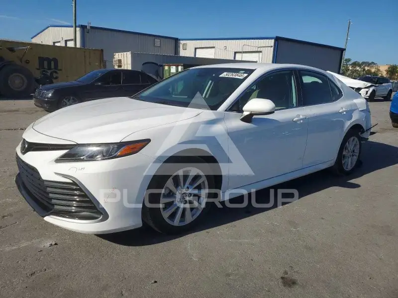 2021 Toyota CAMRY фото