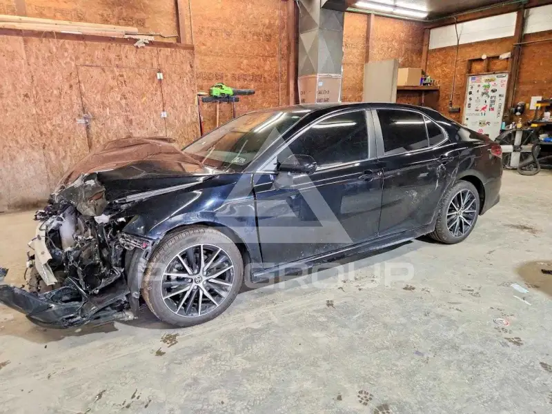 2021 Toyota CAMRY фото