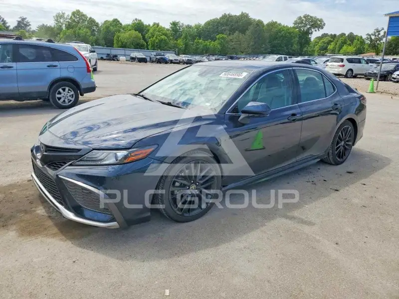 2021 Toyota CAMRY фото