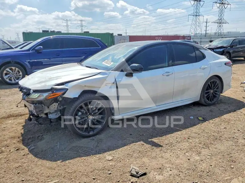 2021 Toyota CAMRY фото
