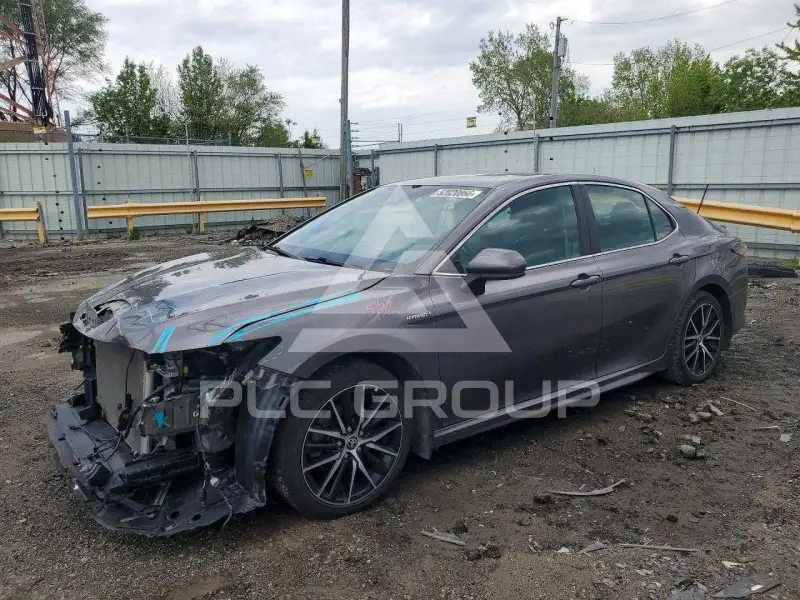 2021 Toyota CAMRY фото