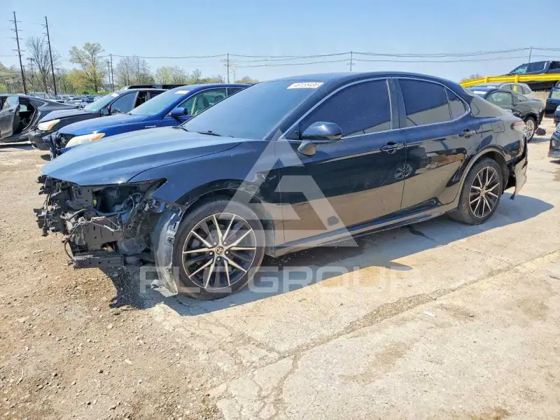 2021 Toyota CAMRY фото