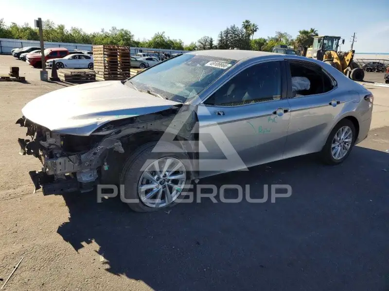 2021 Toyota CAMRY фото