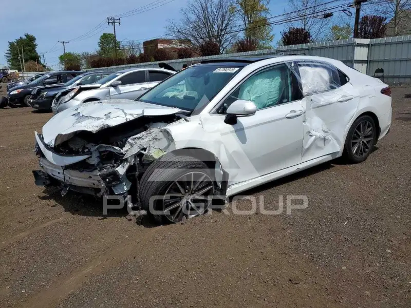2021 Toyota CAMRY фото