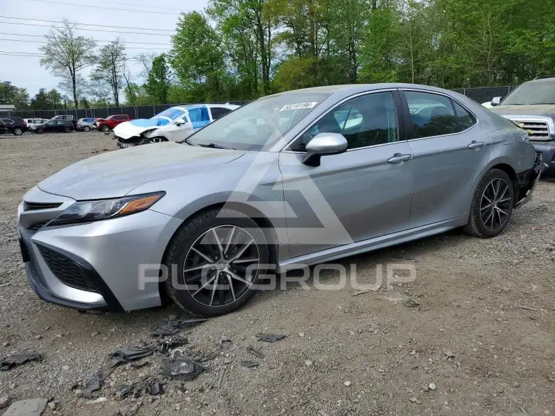 2021 Toyota CAMRY фото