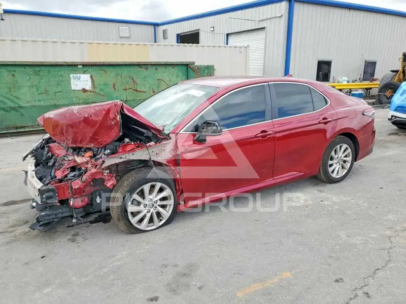 2021 Toyota CAMRY фото