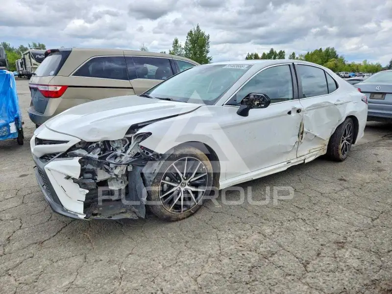 2021 Toyota CAMRY фото