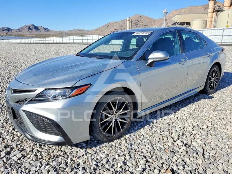 2021 Toyota CAMRY photo