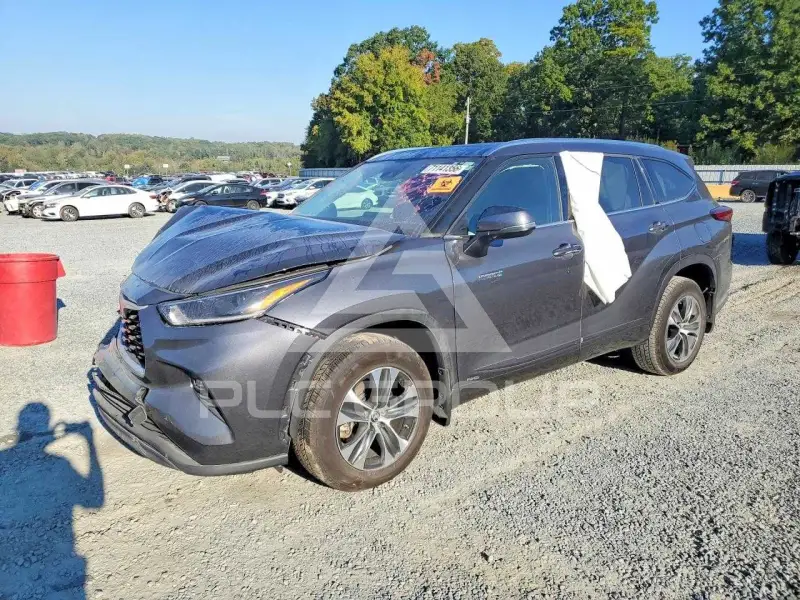 2021 Toyota Highlander фото