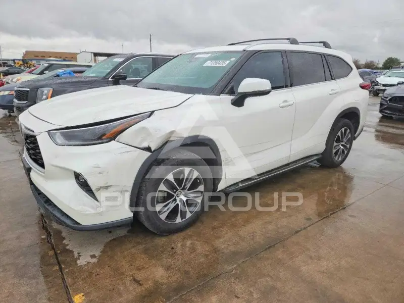 2021 Toyota Highlander фото
