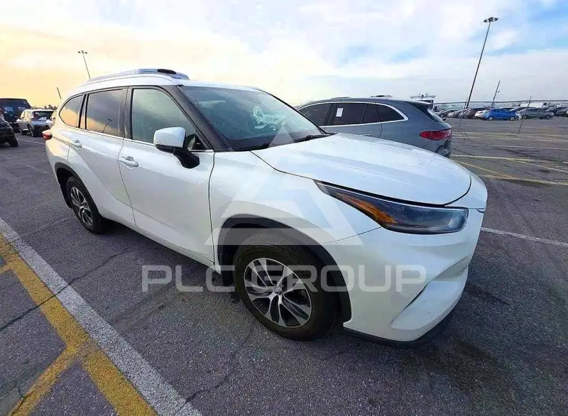 2021 Toyota Highlander фото