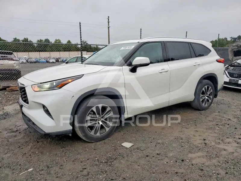 2021 Toyota Highlander фото