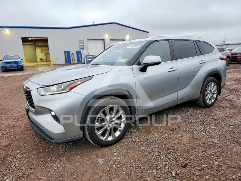 2021 Toyota Highlander фото