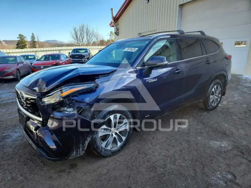 2021 Toyota Highlander фото