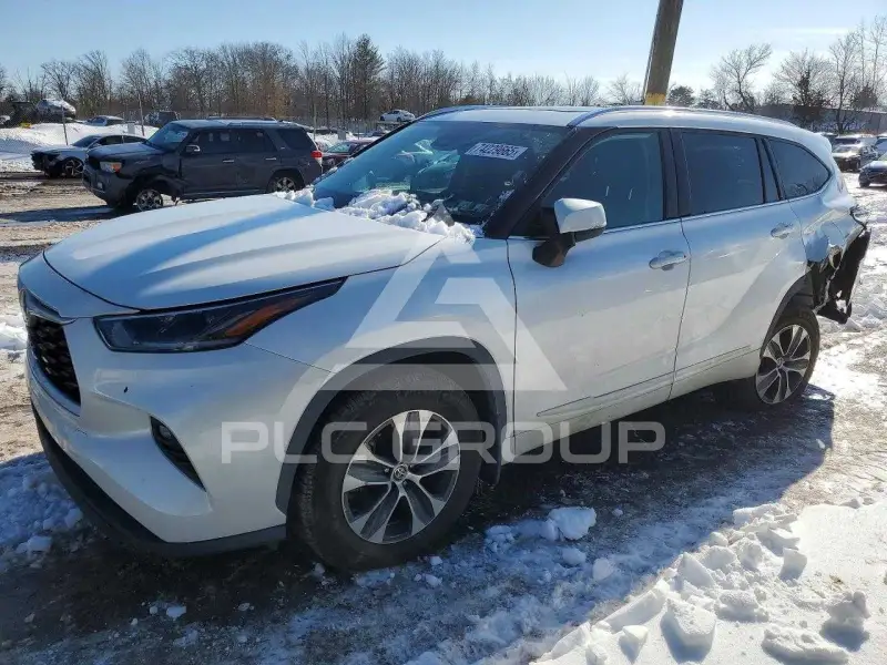 2021 Toyota Highlander фото