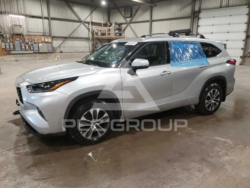 2021 Toyota Highlander фото