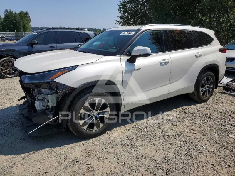 2021 Toyota Highlander фото