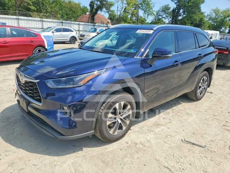 2021 Toyota Highlander фото