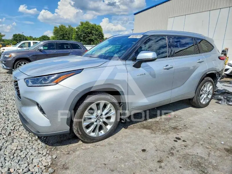 2021 Toyota Highlander фото