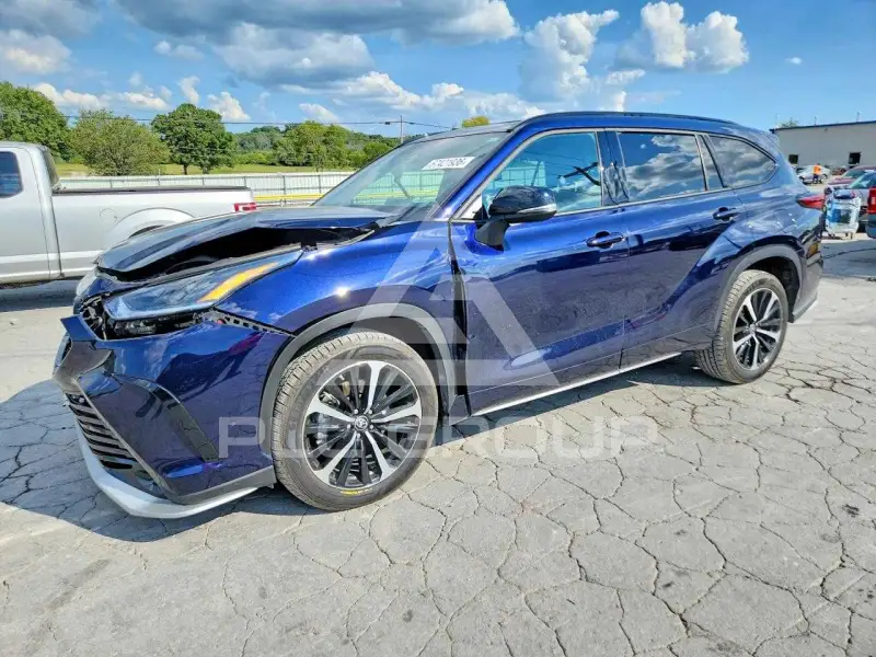 2021 Toyota Highlander фото