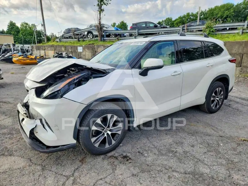 2021 Toyota Highlander фото