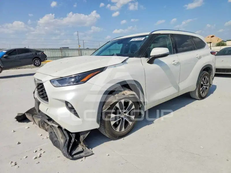 2021 Toyota Highlander фото