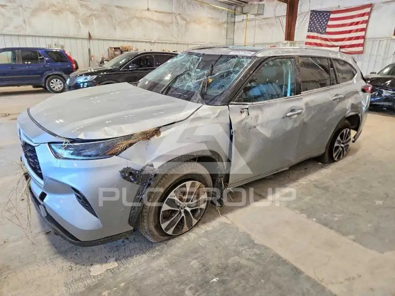 2021 Toyota Highlander фото