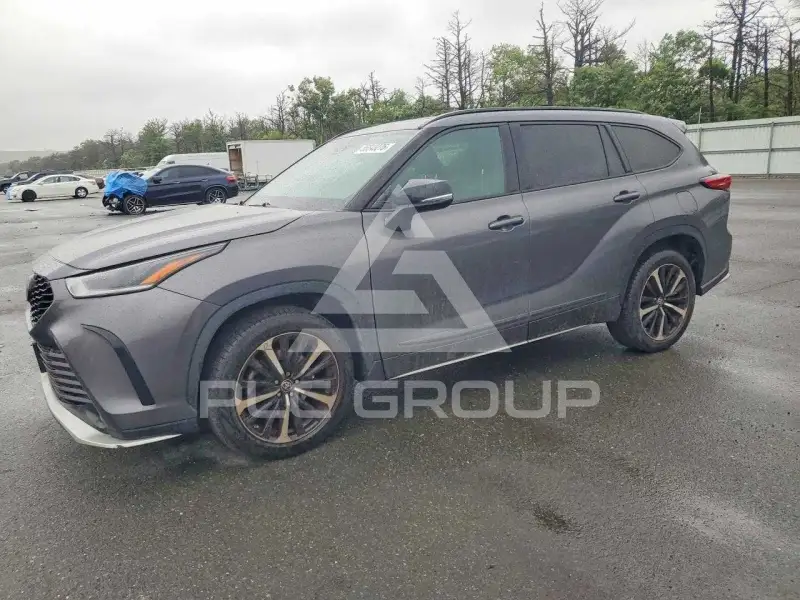 2021 Toyota Highlander фото