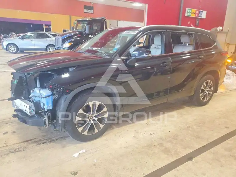 2021 Toyota Highlander фото